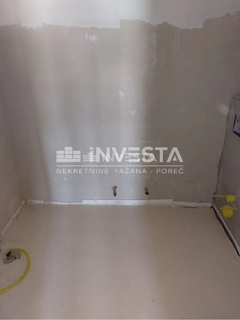 poreč okolica, moderno uređena vila dvojnica s bazenom, novogradnja - slika 31