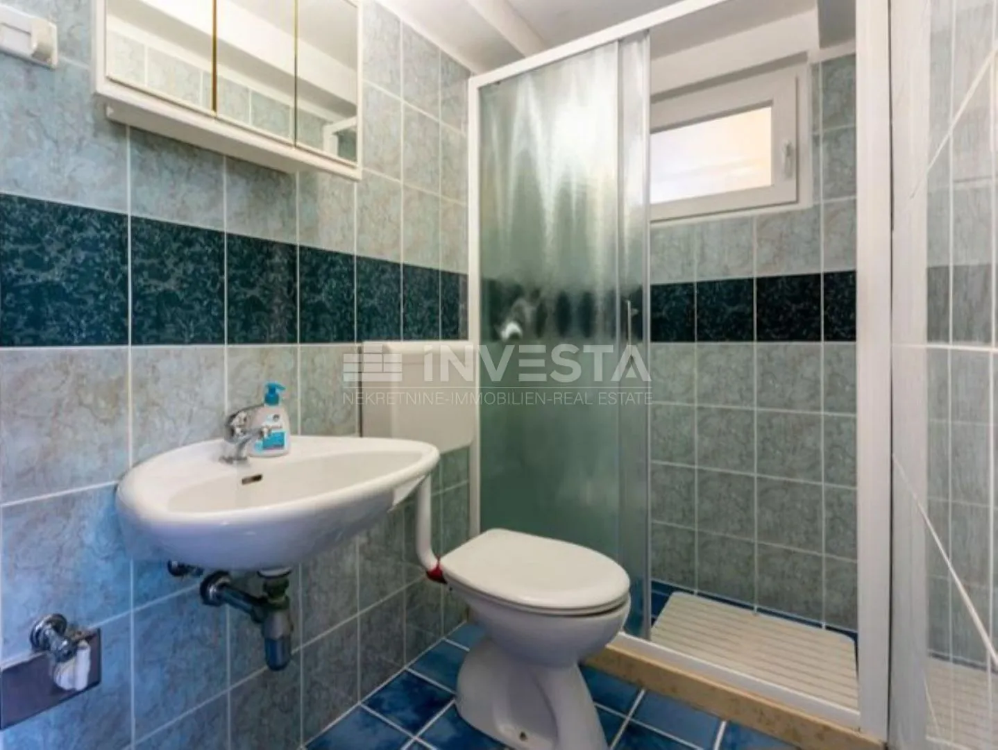 fažana, apartmanska kuća sa 6 stanova i bazenom - slika 16