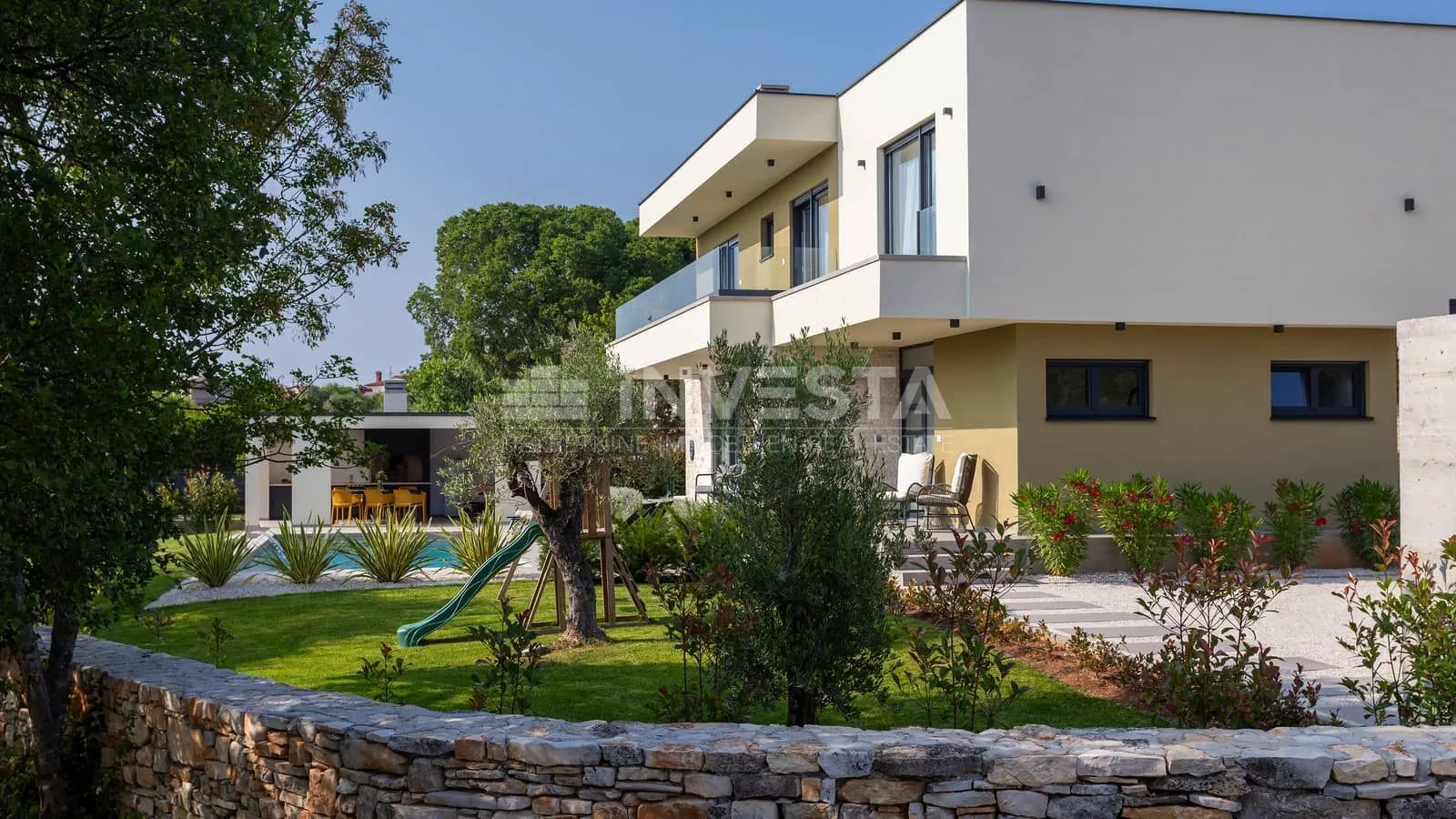 svetvinčenat okolica, nova moderna vila s bazenom - slika 40