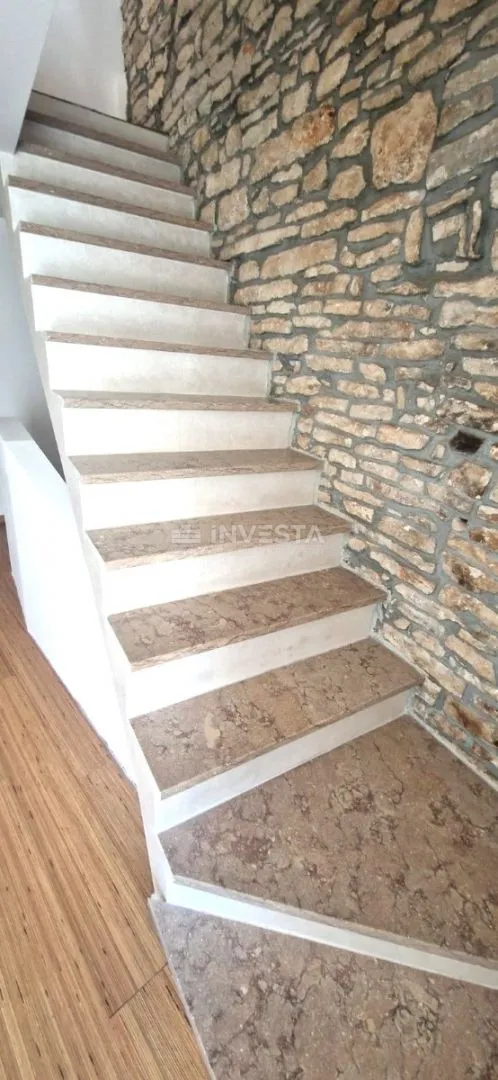 šišan, renovirana kuća na tri etaže - slika 9