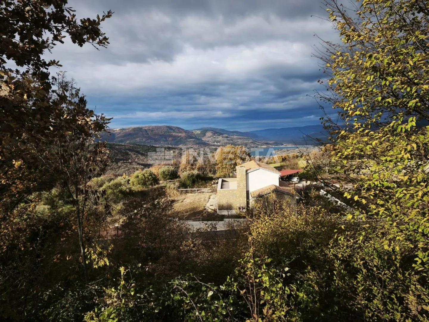 Građevinsko zemljište sa pogledom na jezero - Butoniga, Pazin