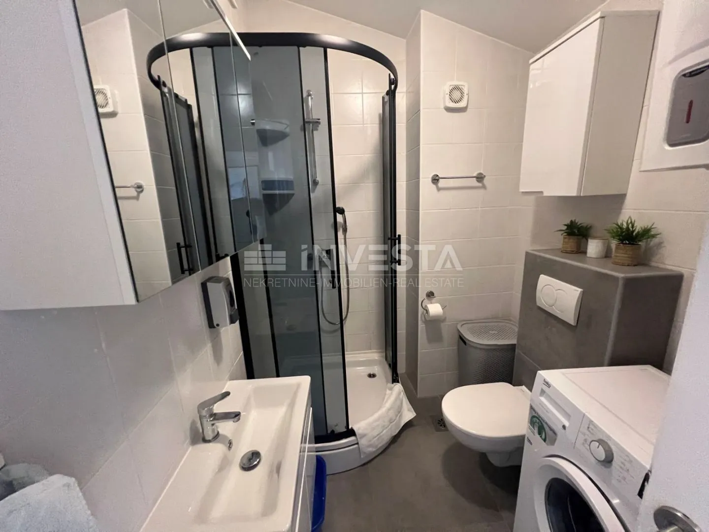 štinjan, namješten stan s pogledom na more - slika 11