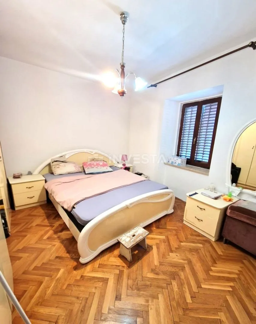 pula, stan u centru, prizemlje, 2ss - slika 5