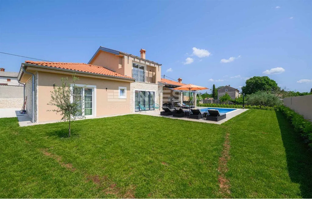 predivna vila u mediteranskom stilu u blizini rovinja - slika 12