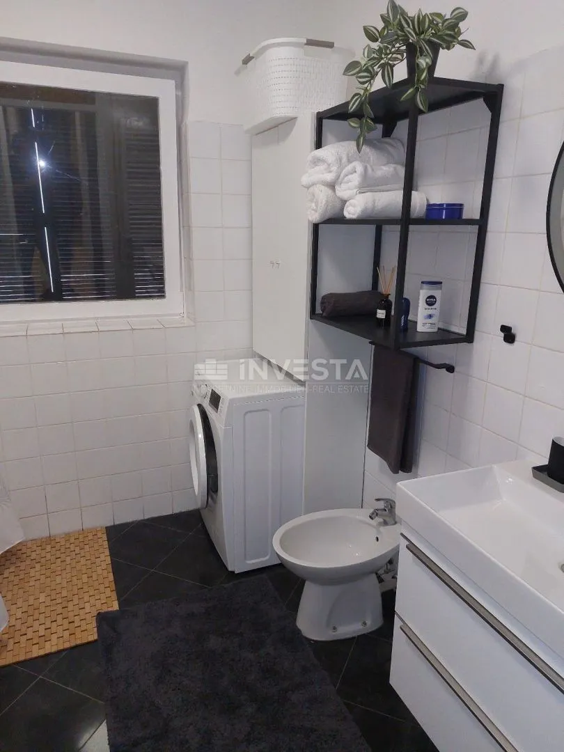 umag, prostrani dvosobni stan s 2 terase u blizini mora, 80 m2 - slika 10