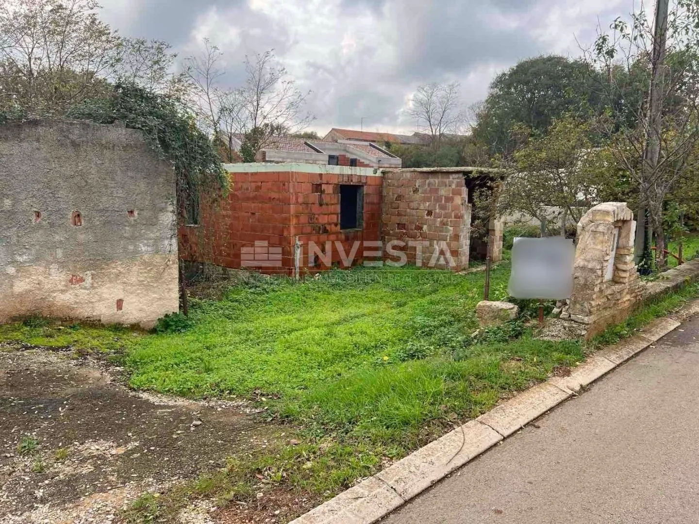 okolica krnice, građevinsko zemljište sa započetom gradnjom - slika 2
