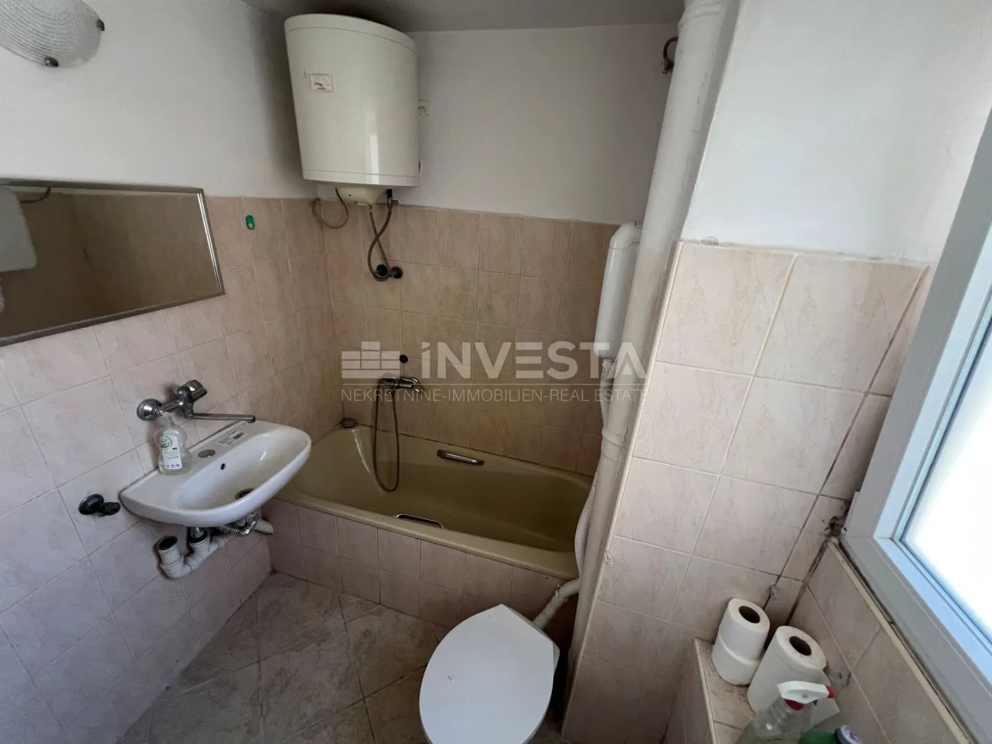 pula, centar stan površine 69,55m2, iii kat - slika 10