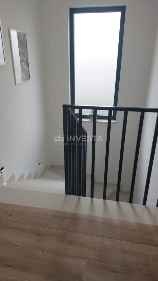 moderna vila u okolici poreča s pogledom na more - slika 22