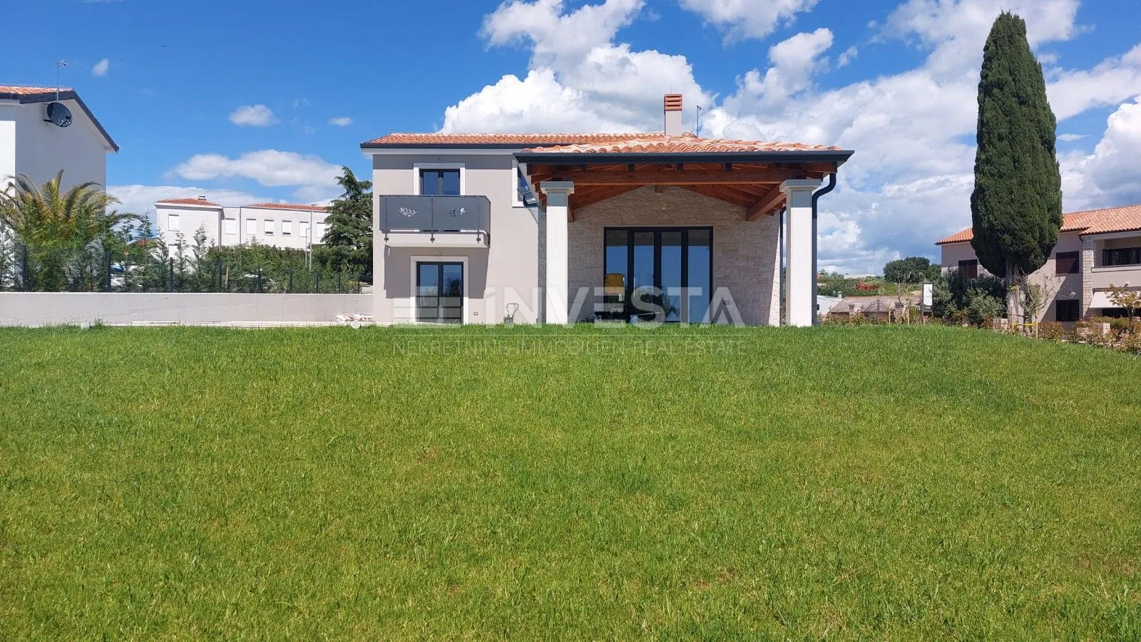 vila sa otvorenim pogledom na more - slika 14