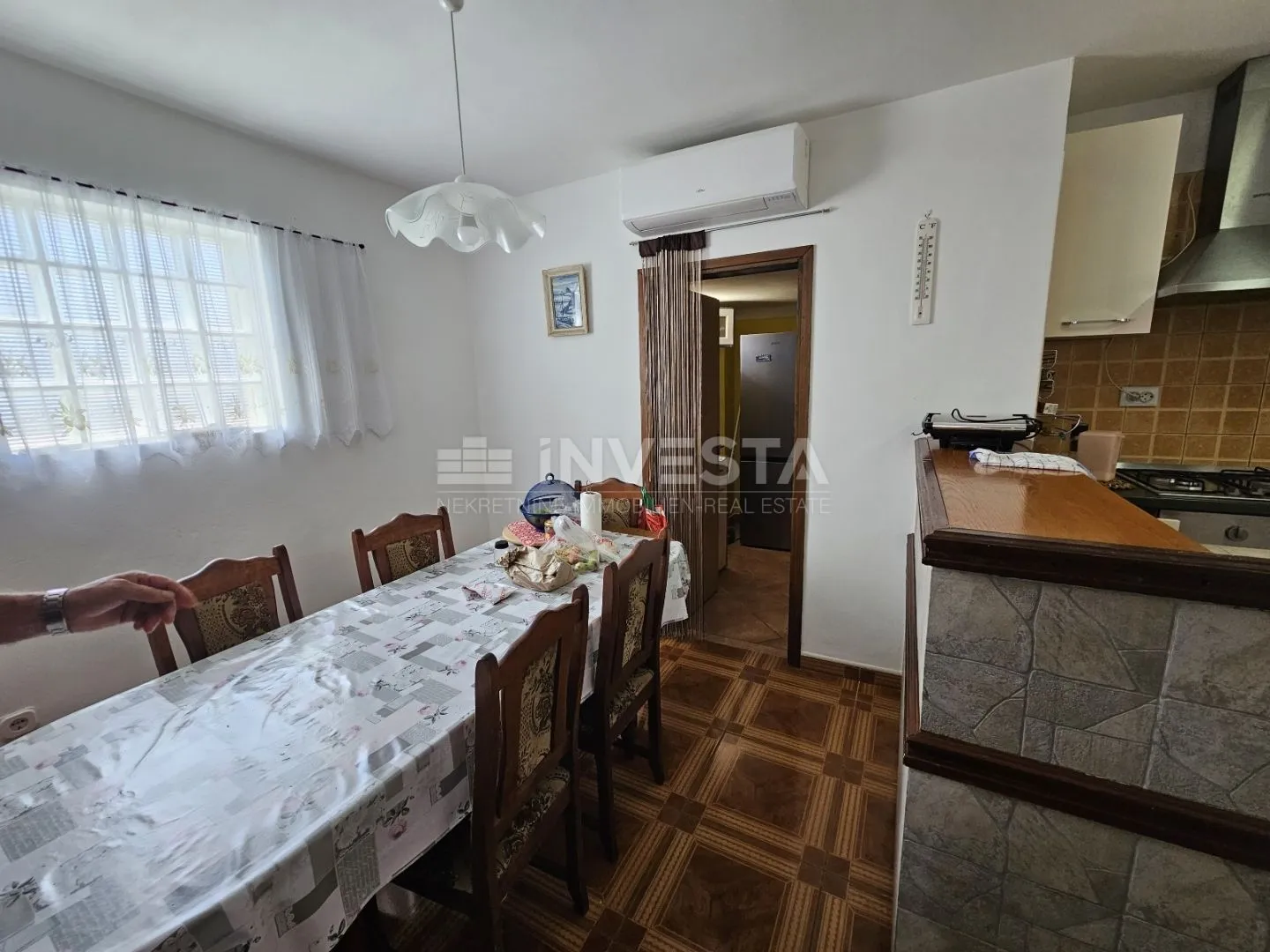 vodnjan, renovirana obiteljska kuća sa 3 spavaće sobe - slika 6