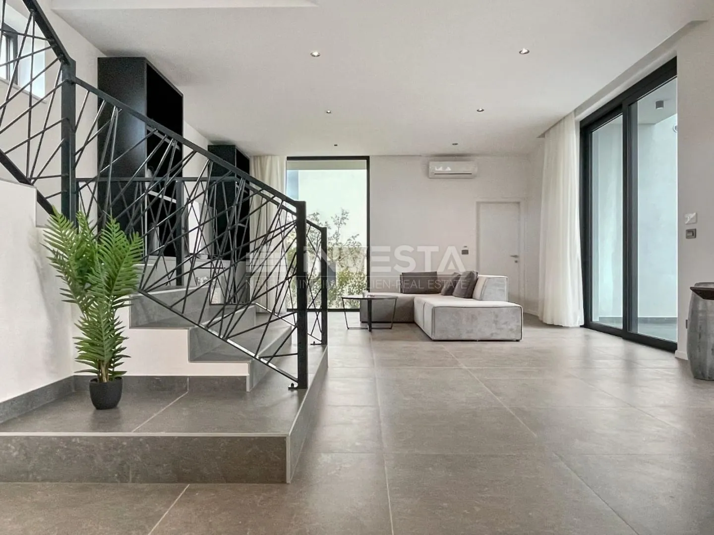 poreč okolica, moderna vila 306m2, pogled more - slika 24