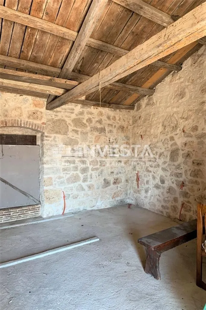 vrsar okolica, kamena istarska kuća s dvorištem i garažom - slika 18