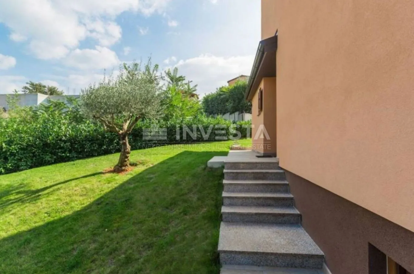 vila sa bazenom - slika 6