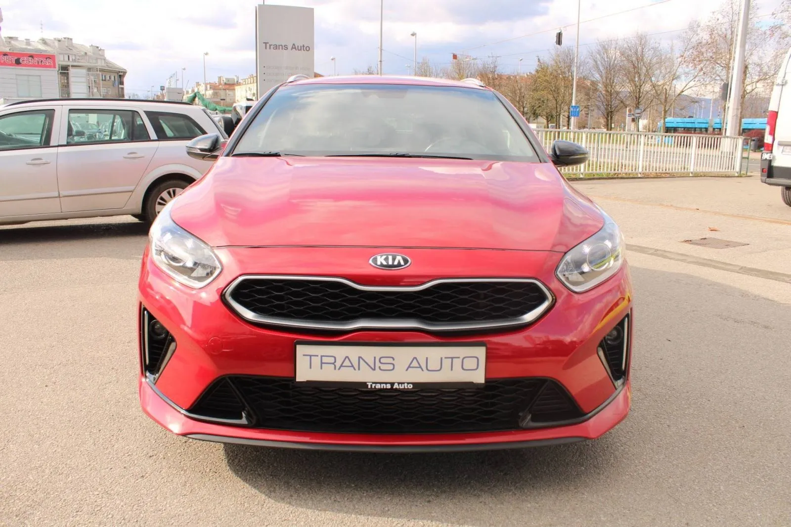 kia ceed sportswagon 1.6 crdi gt line *led, navigacija, kmaera* - slika 2