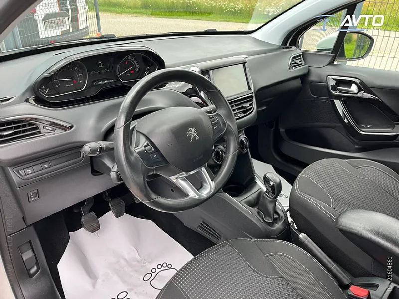 peugeot 208 1.2 puretech active - 1 vlasnik - 59000 km - navi - pdc - slika 8