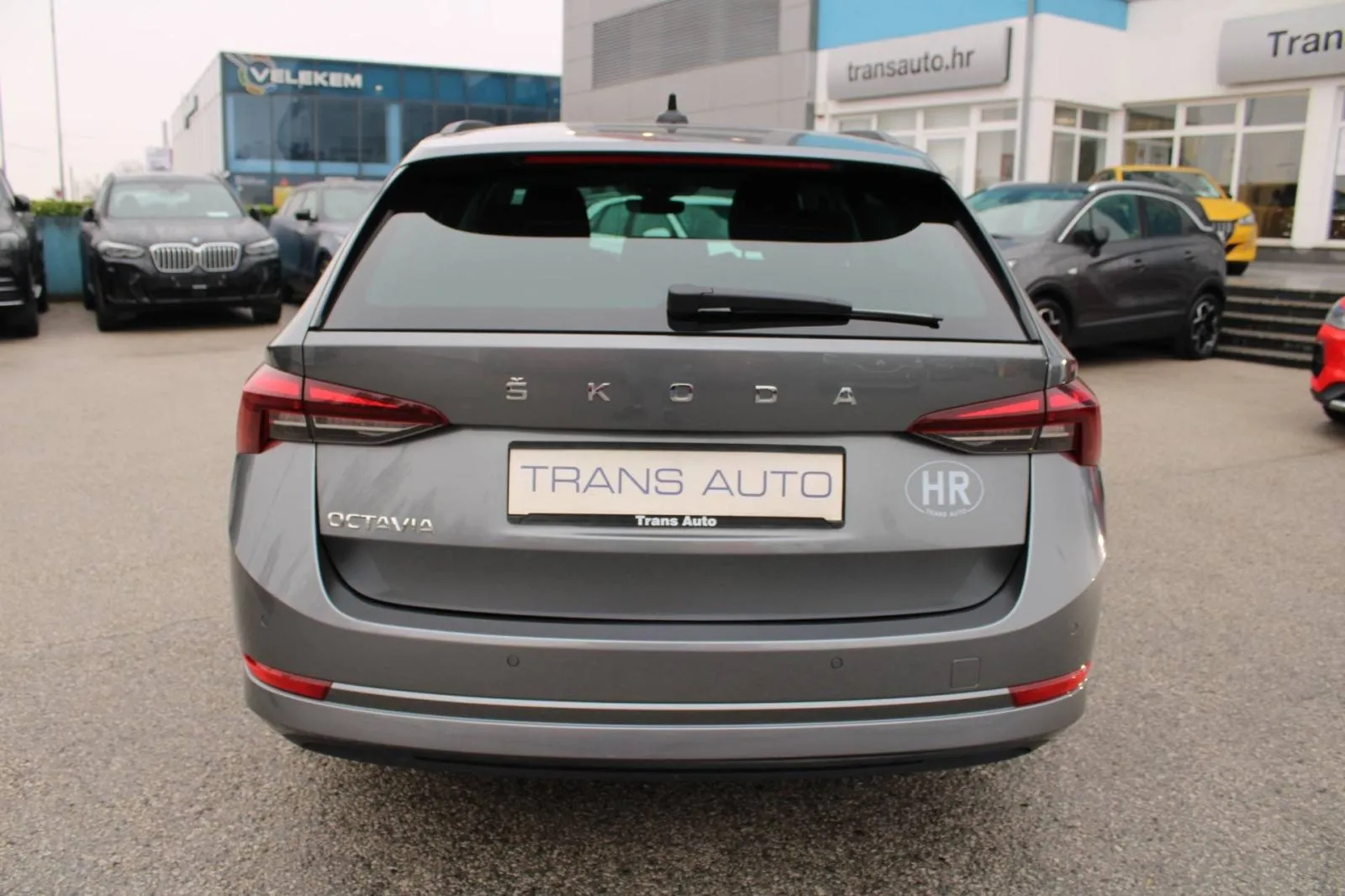 škoda octavia combi 2.0 tdi dsg 150ks *led, navigacija* - slika 6
