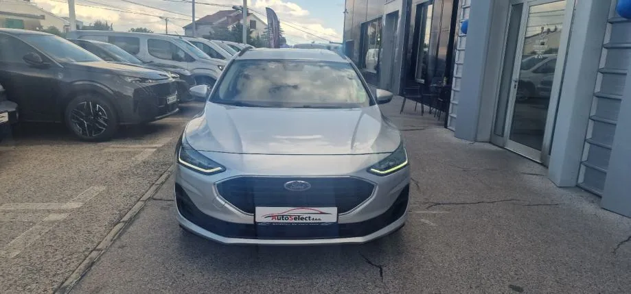 ford focus 1.5 tdci - automatik - 2022 - redizajn - navi - reg 1 god ! - slika 6