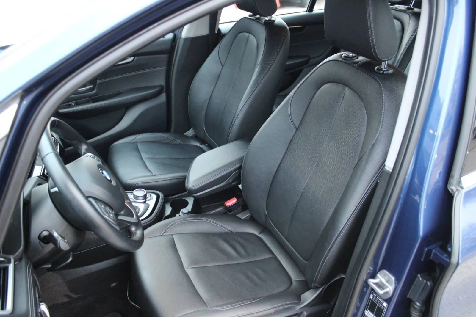 bmw serija 2 218i gran tourer automatik *led, navigacija* - slika 23