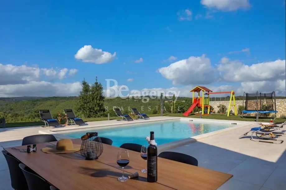 istra, labin vila s bazenom i panoramskim pogledom (prodaja) - slika 9