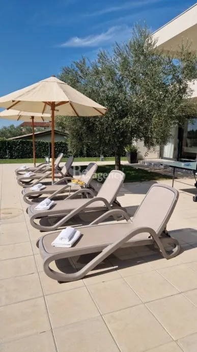 istra, novigrad - luksuzna vila s bazenom 250 m2 (prodaja) - slika 22