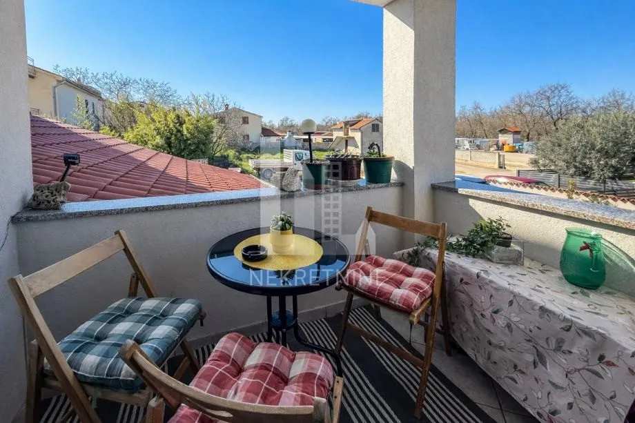 istra, poreč – dvije stambene jedinice, 138,64 m², okućnica ~350 m² - slika 14