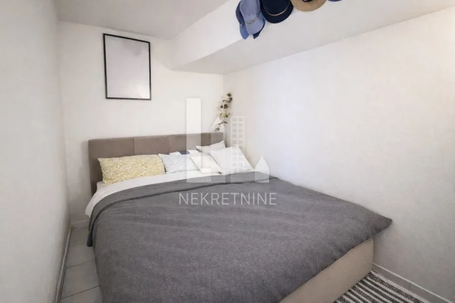 istra, poreč – dvije stambene jedinice, 138,64 m², okućnica ~350 m² - slika 15