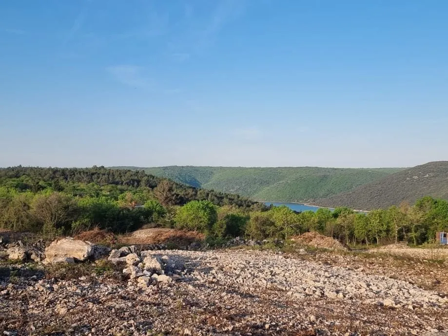 istra, trget, građevinsko zemljište 2450 m2, pogled na more!! - slika 3