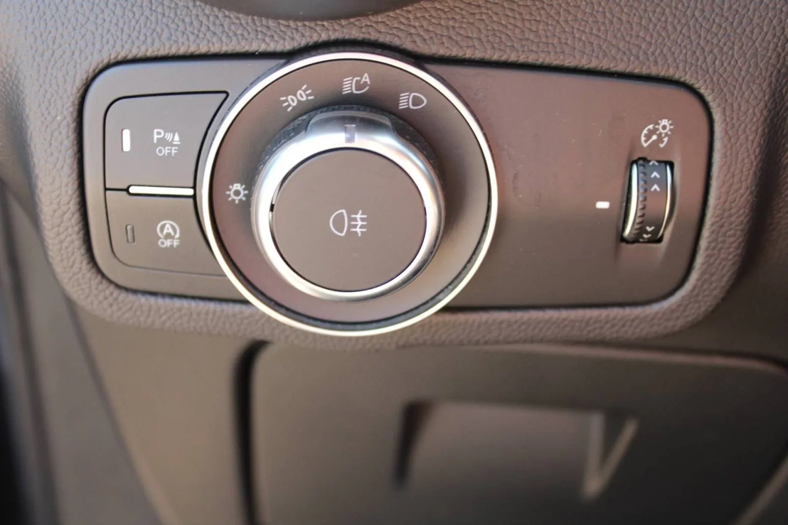 alfa romeo stelvio 2.9 v6 q4 quadrifoglio *panorama, harman kardon, ka - slika 19