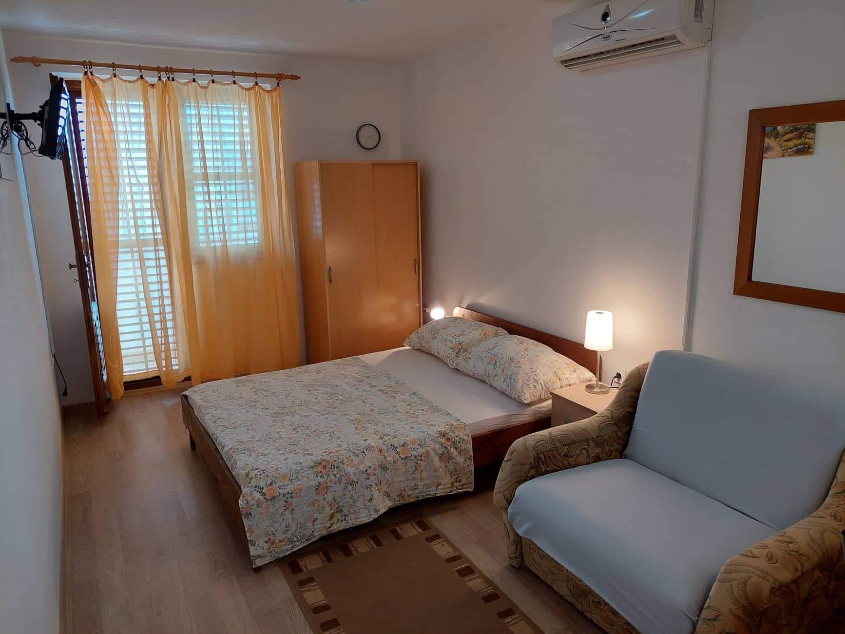 apartmani varga biograd n/m - slika 16