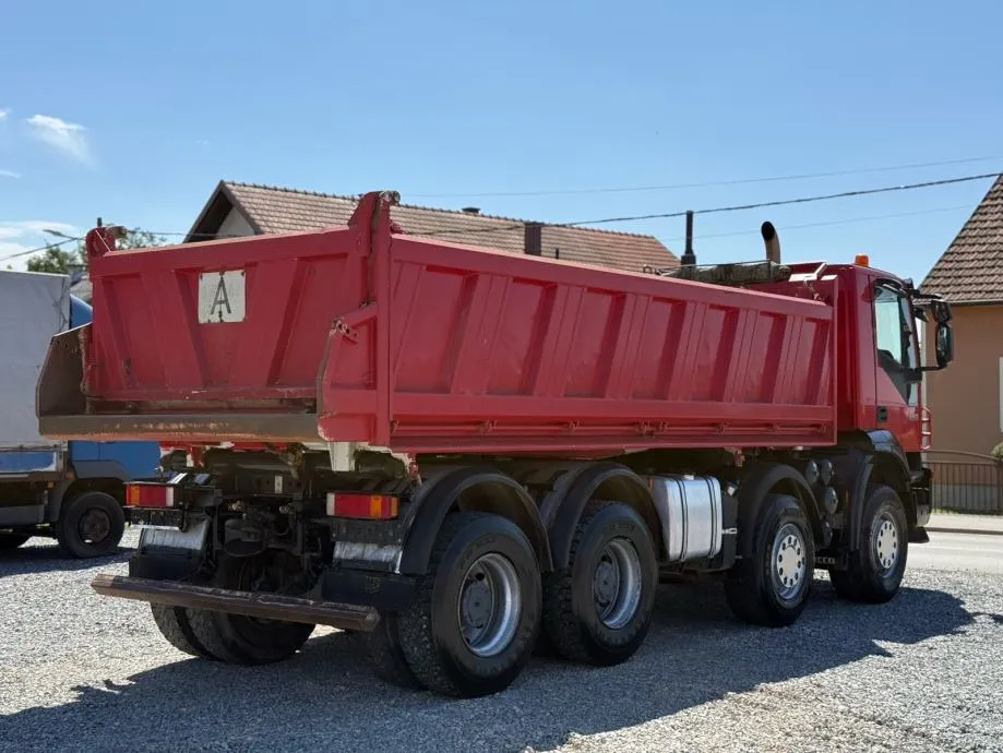 iveco trakker 8x4, 2009 god. - slika 5