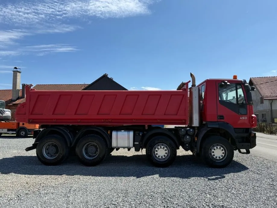 iveco trakker 8x4, 2009 god. - slika 5