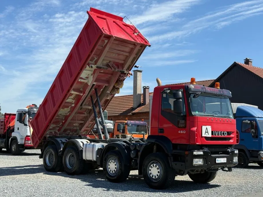 iveco trakker 8x4, 2009 god. - slika 10