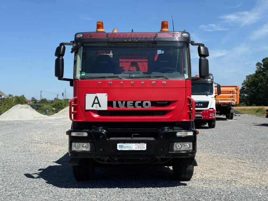 iveco trakker 8x4, 2009 god. - slika 8