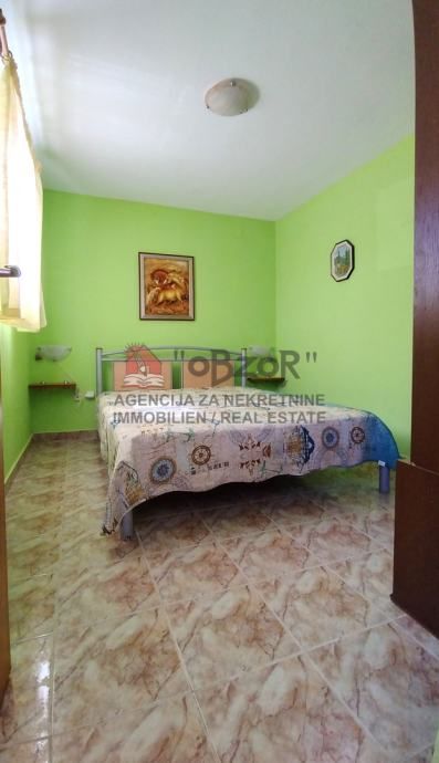 pridraga-visoka prizemnica s pogledom na more - slika 18