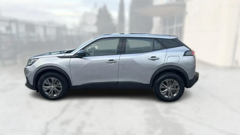 peugeot 2008 1,2 * nove gume* servisiran * jamstvo 24 mj. - slika 2