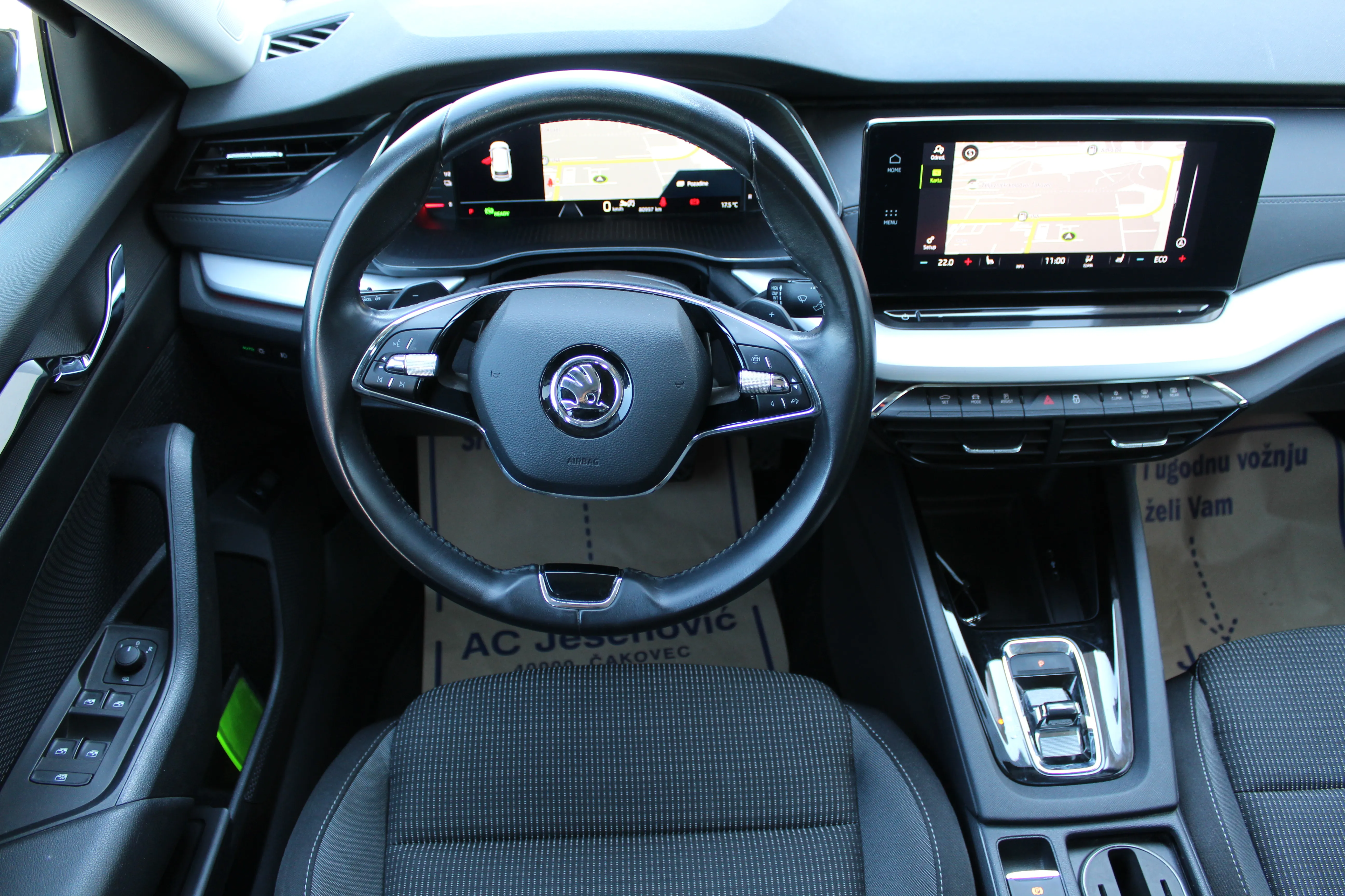 13180 škoda octavia combi ambition 1.4 tsi dsg phev - slika 10