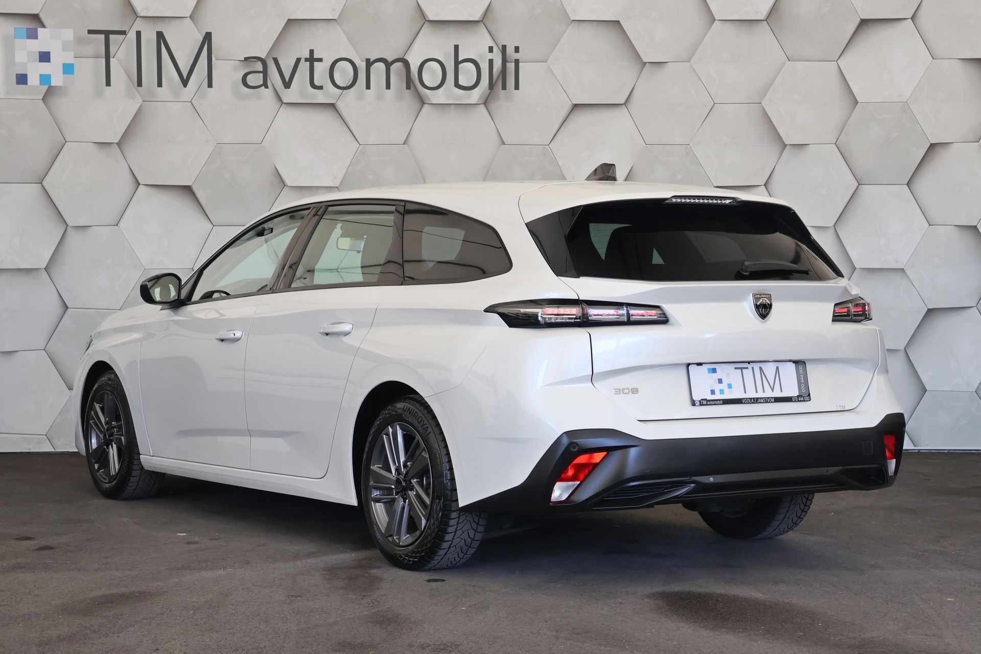 peugeot 308 sw 1.5bluehdi at8 130km full led virtual cockpit - slika 4