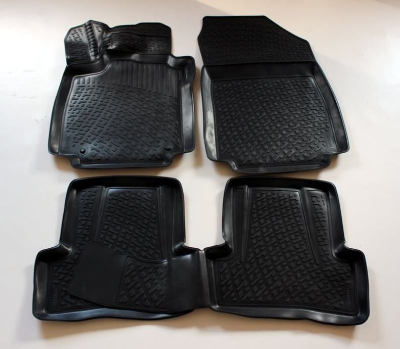 premium 3d gumeni auto tepisi za renault clio 3-4 od 2005 god - slika 2