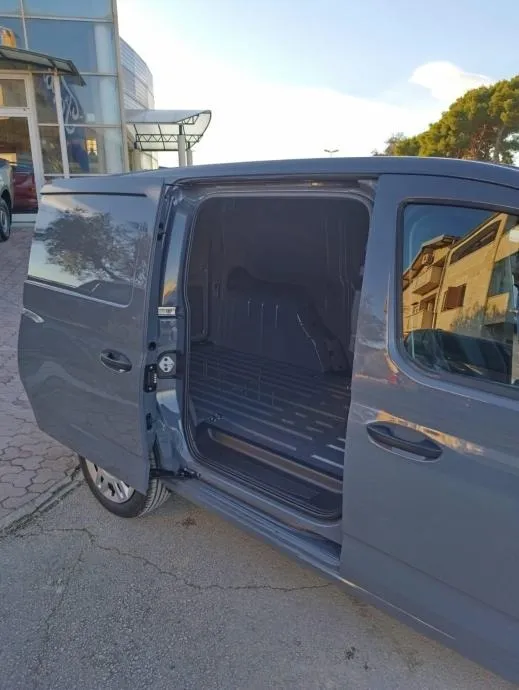transit connect v761 van trend lwb 2.0 diesel 102 ks, 2024 god. - slika 6