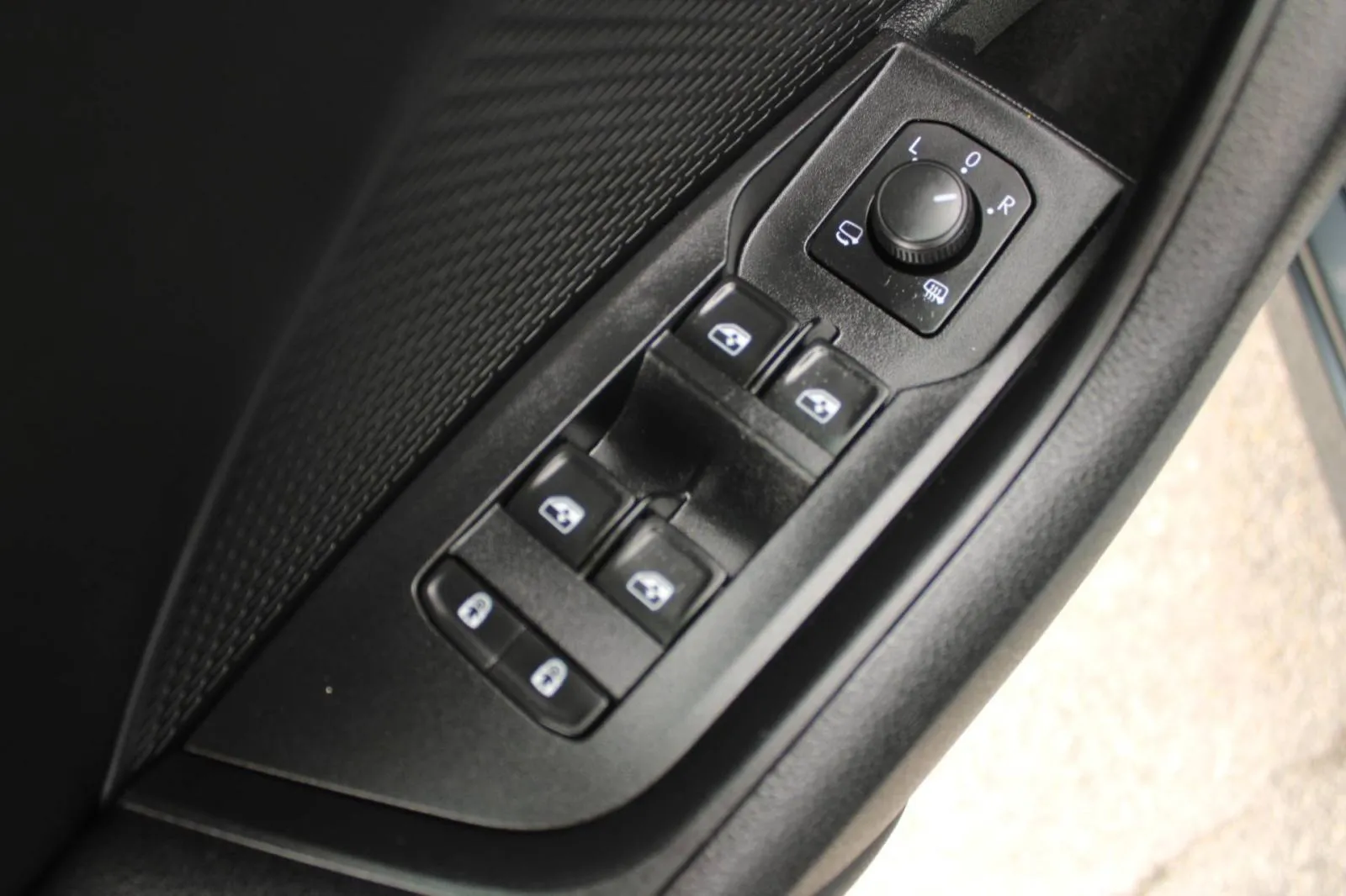 škoda octavia combi 1.4 tsi iv phev style automatik *led, navigacija, - slika 9