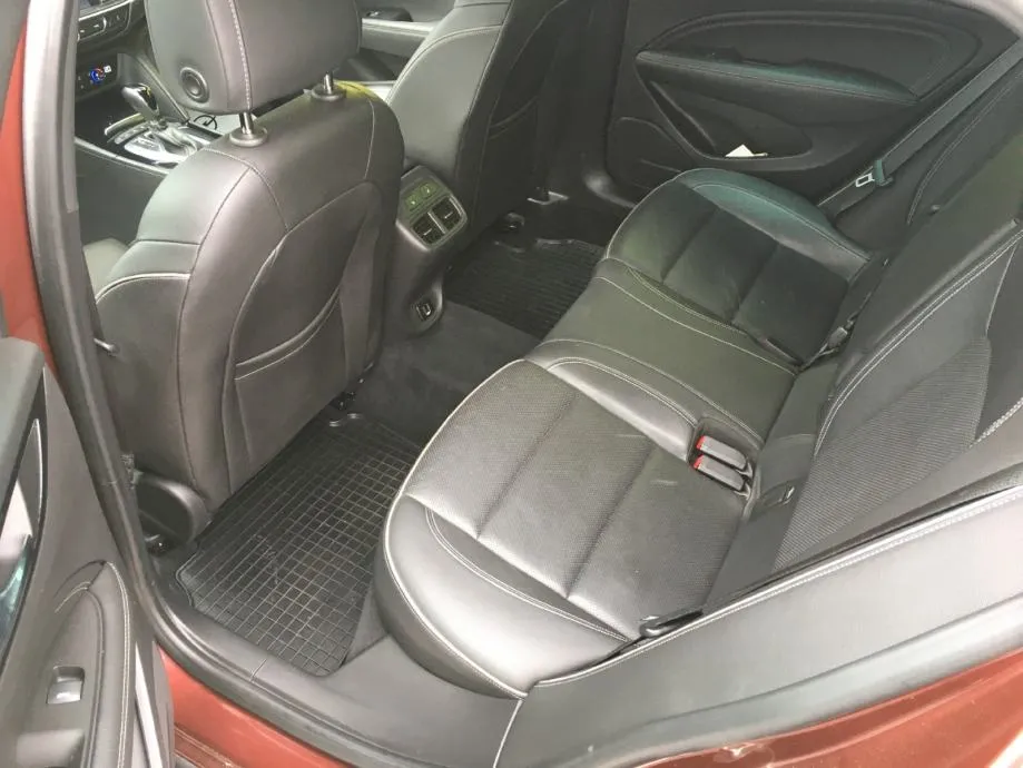 opel insignia karavan sports 2,0 - slika 21