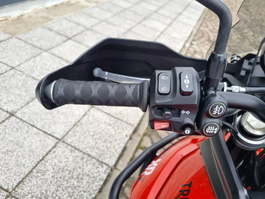 triumph tiger 800 xrt abs tcs, 2015 god. - slika 12