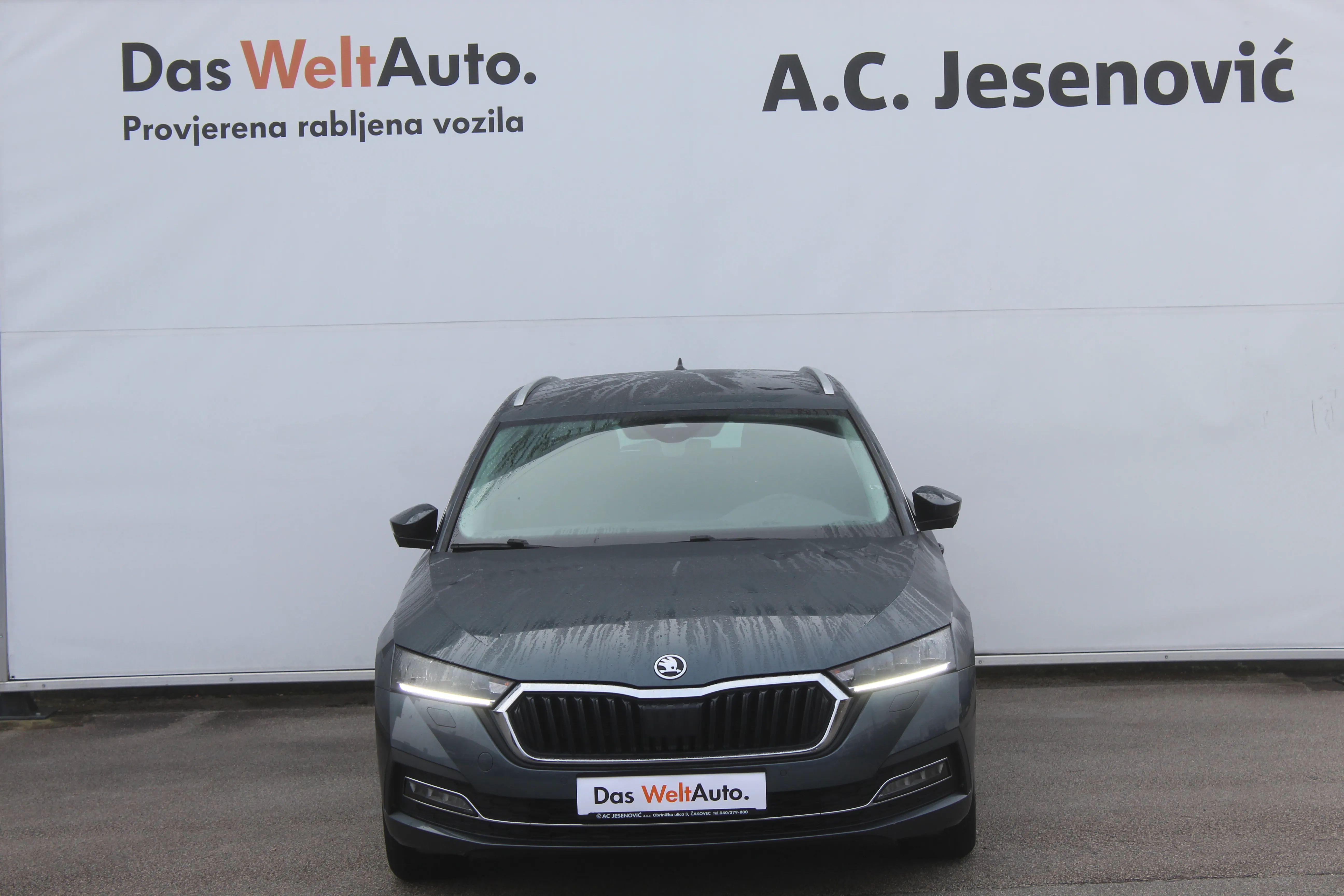 12954 škoda octavia combi ambition 2.0 tdi - slika 2