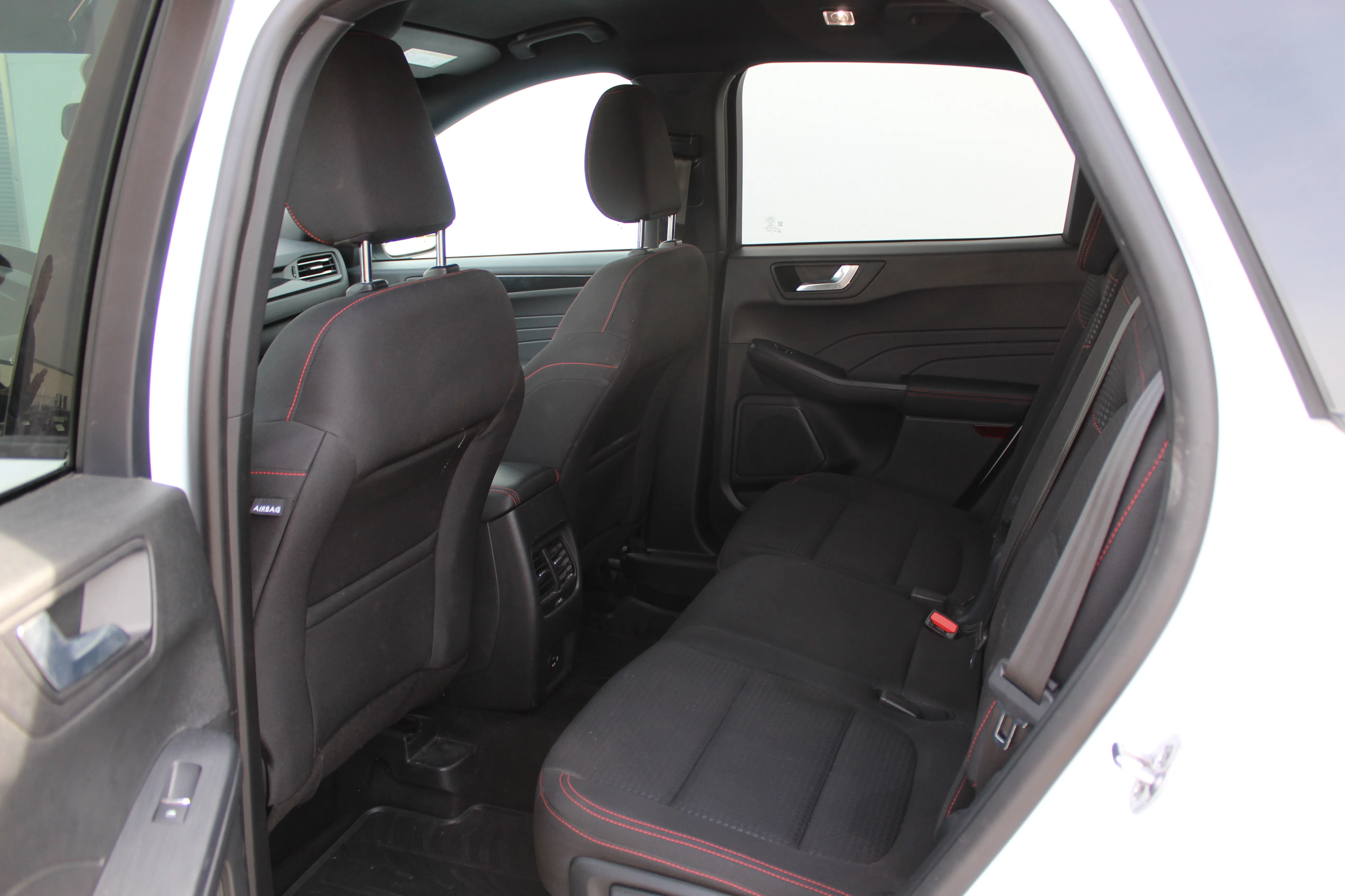 ford kuga st-line - slika 11