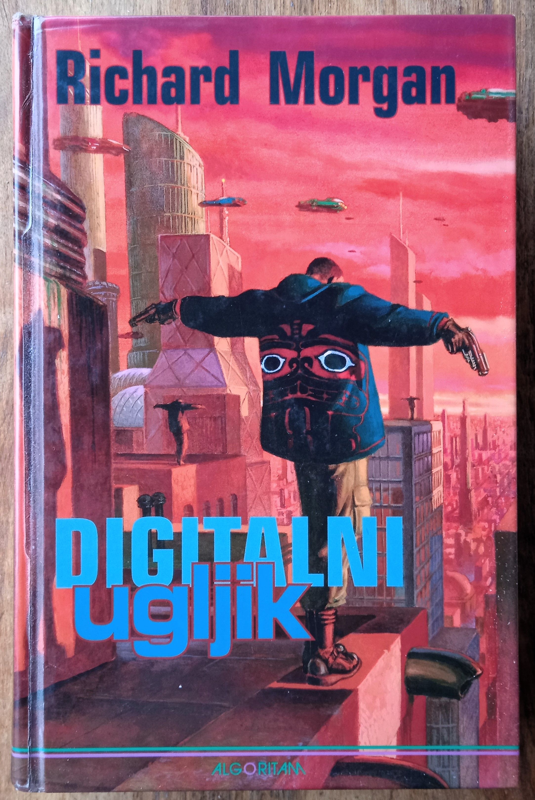 DIGITALNI UGLJIK Richard Morgan - Sisak