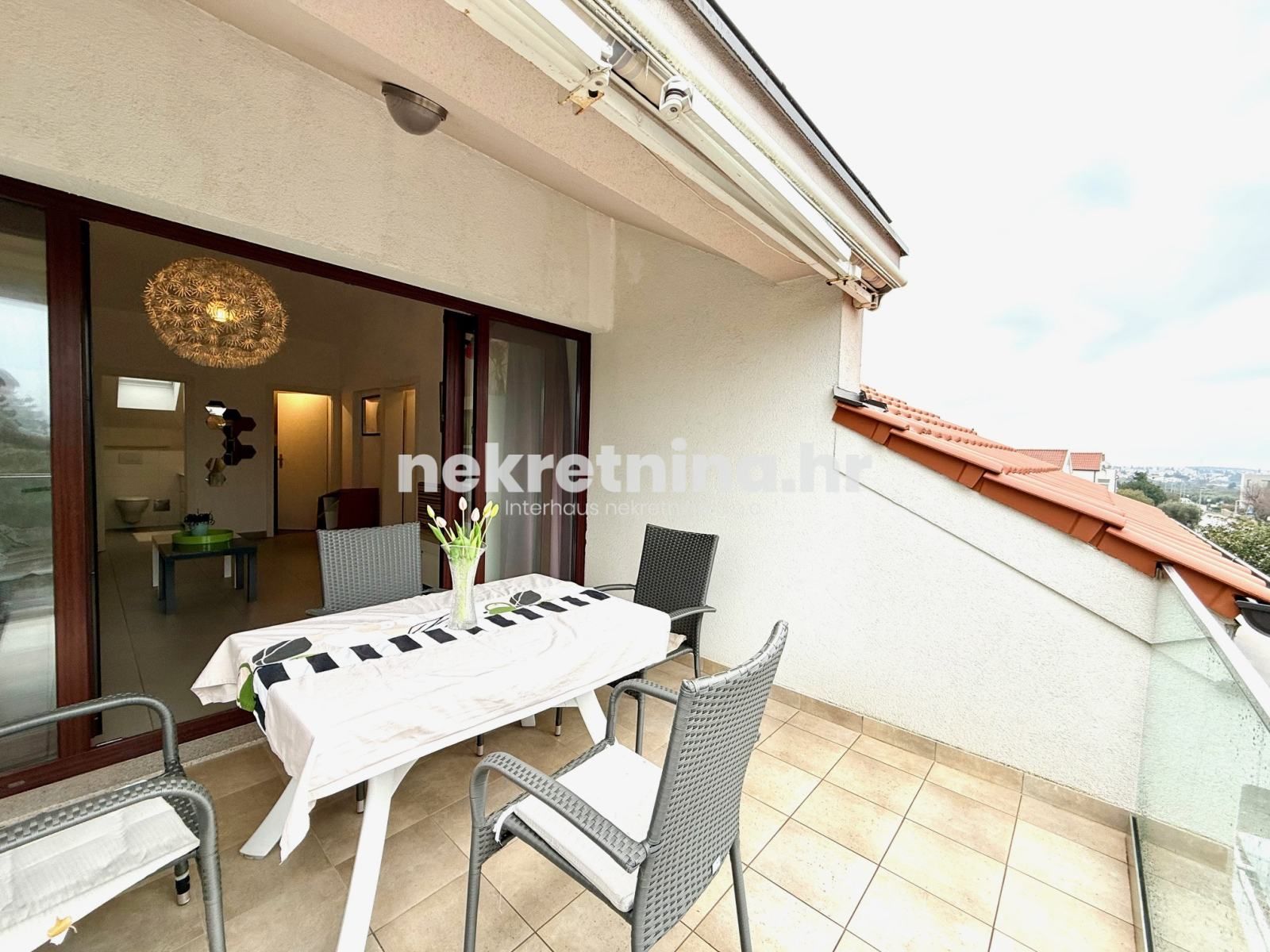 prodaja – kuća – sv. filip i jakov – 405m2 – 4 apartmana - slika 7