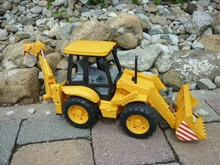 bruder bager jcb 4cx - slika 5
