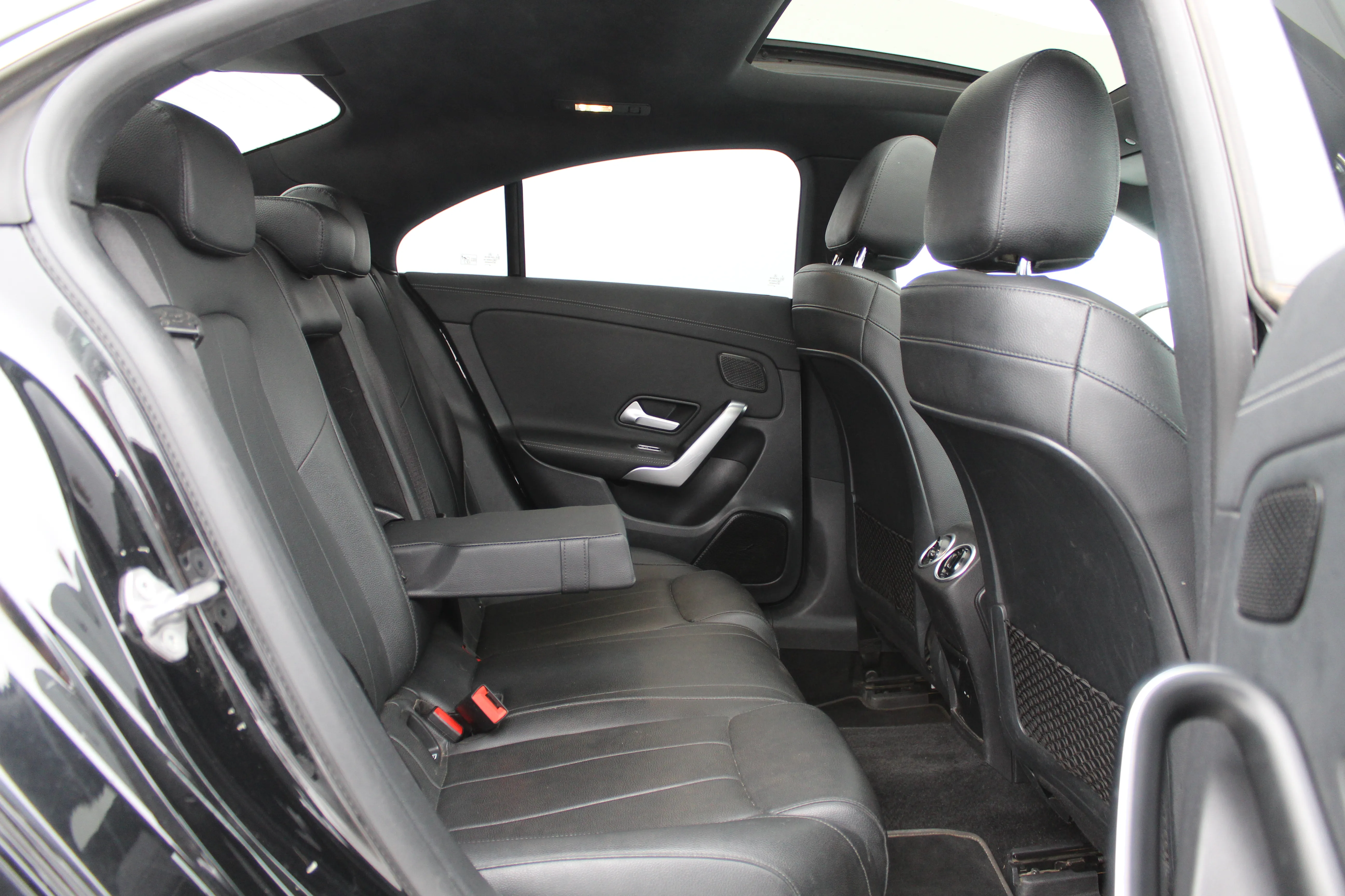 12979 mercedes-benz cla 180 d aut. - slika 13