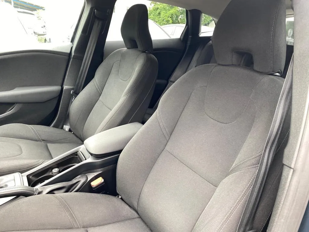volvo v40 d3 kinetic automatik, navi, tempomat, 4x garancija!!! - slika 15