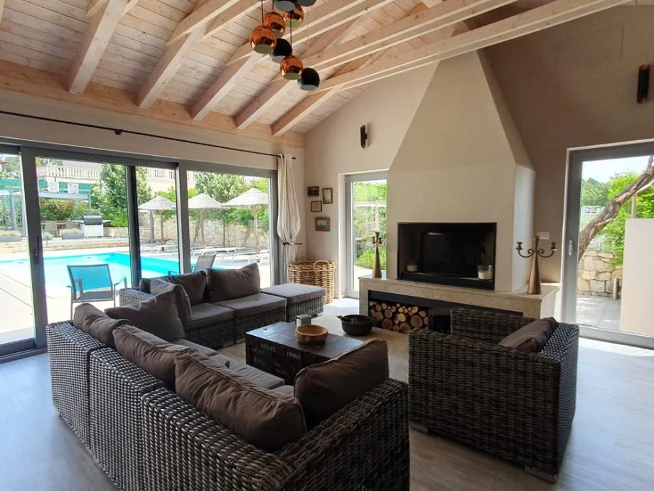 kuća: poreč, 349 m2, villa s bazenom, ljetnom kuhinjom, dupla garaža - slika 6